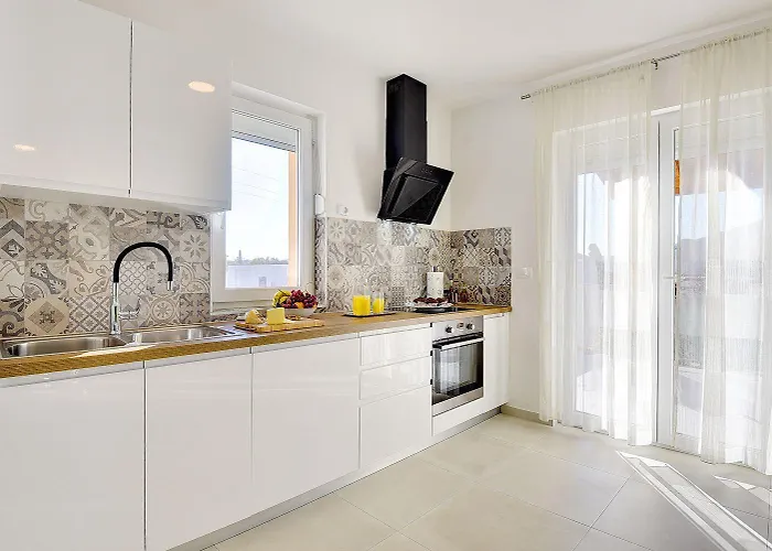 Mit Privatem Pool, Spielplatz, Wlan, Klima, Bbq 펜션 *