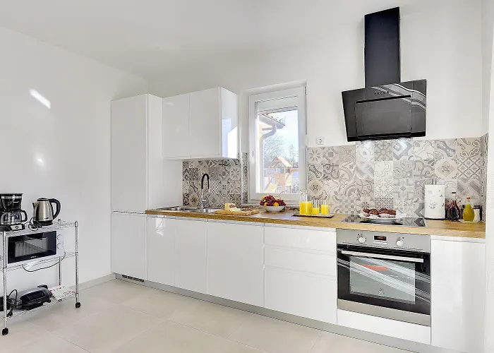 Mit Privatem Pool, Spielplatz, Wlan, Klima, Bbq 펜션 *